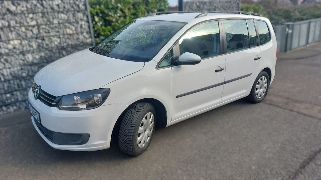 VW Touran 197.000 km 4.950 &euro; Bad Salzuflen 32108