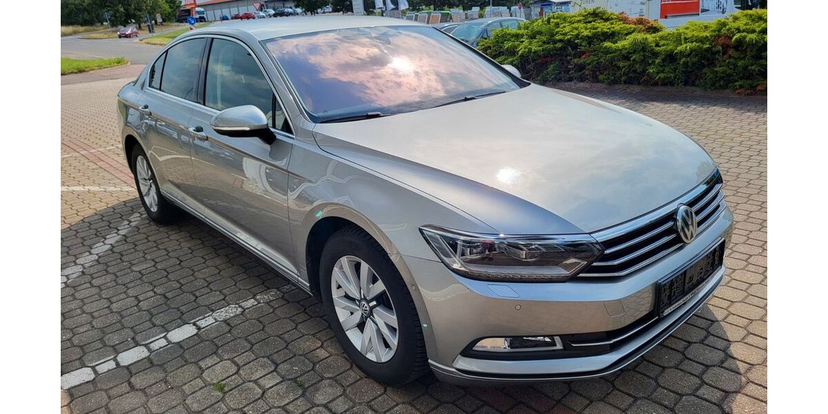 VW Passat 85.375 km 13.790 &euro; Rossau 09661