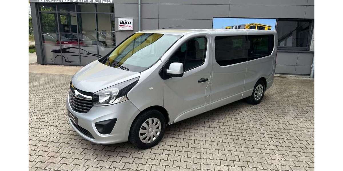 Opel Vivaro 149.000 km 17.990 &euro; Lohne 49393