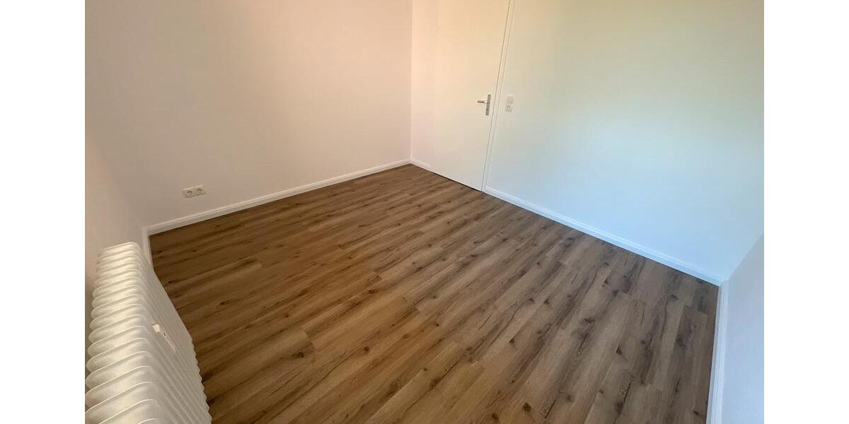 Etagenwohnung Brunsbüttel - 4 Zimmer, 85 m&sup2;, 669&euro; | Angebot:26365505