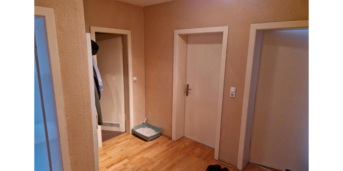 Erdgeschoßwohnung Solingen Central - 4 Zimmer, 83 m&sup2;, 229.000&euro; | Angebot:26710915