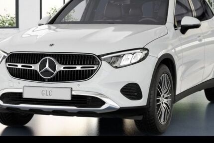 Mercedes-Benz GLC 220 14.000 km 55.990 &euro; Frankfurt 60599