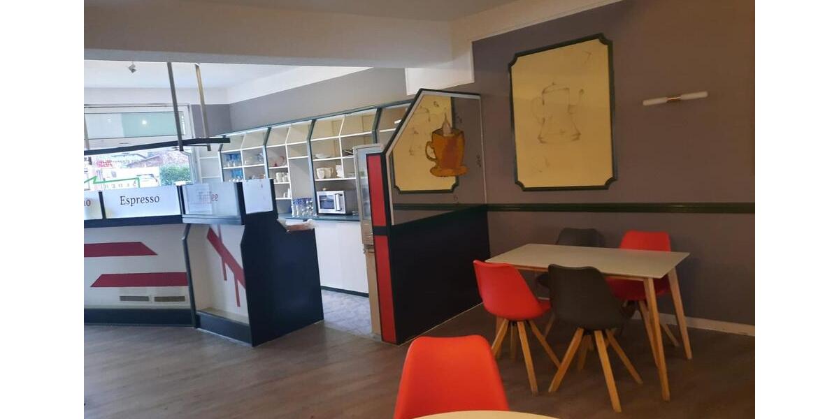 Eiscafé Ladengeschäft gg. dem Kranken- und Ärztehaus Demmin zimmer