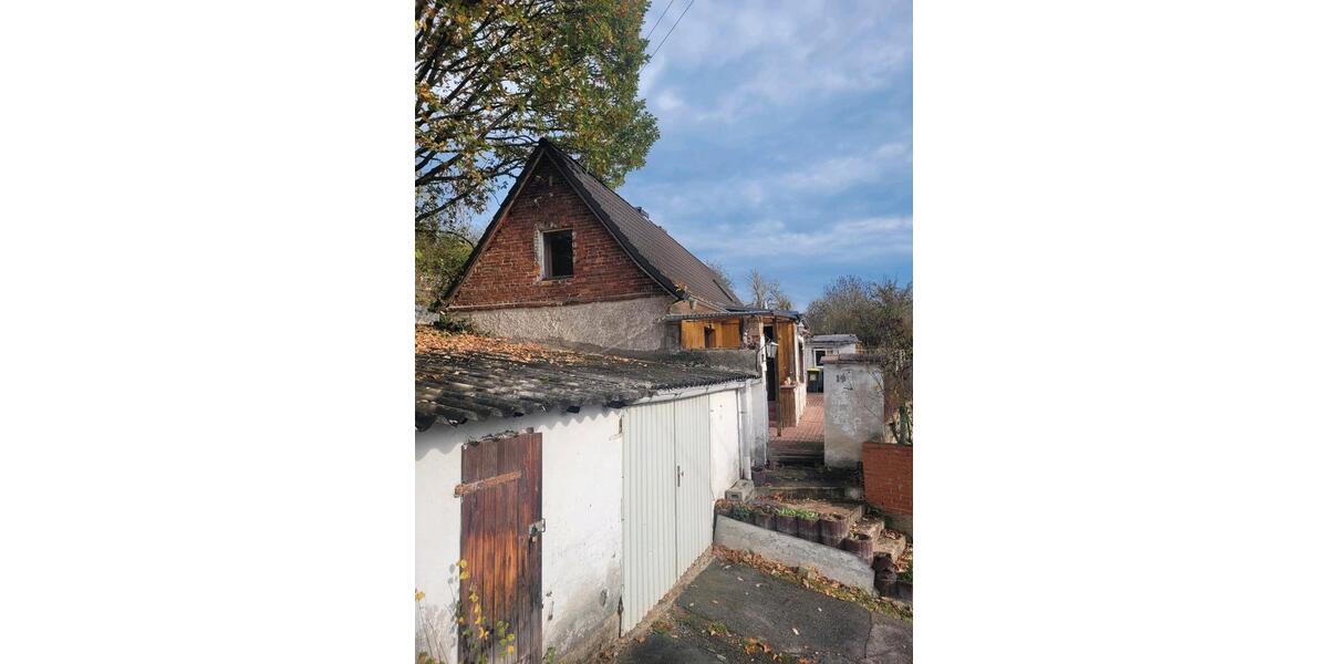 Grundstück mit altem Haus , kein Mietkauf 3 zimmer