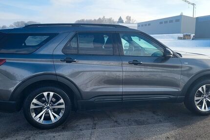 Ford Explorer 94.090 km 34.900 &euro; Eschwege 37269