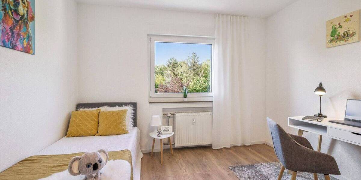 Etagenwohnung Saarbrücken Eschberg - 3 Zimmer, 89 m&sup2;, 189.900&euro; | Angebot:26401868