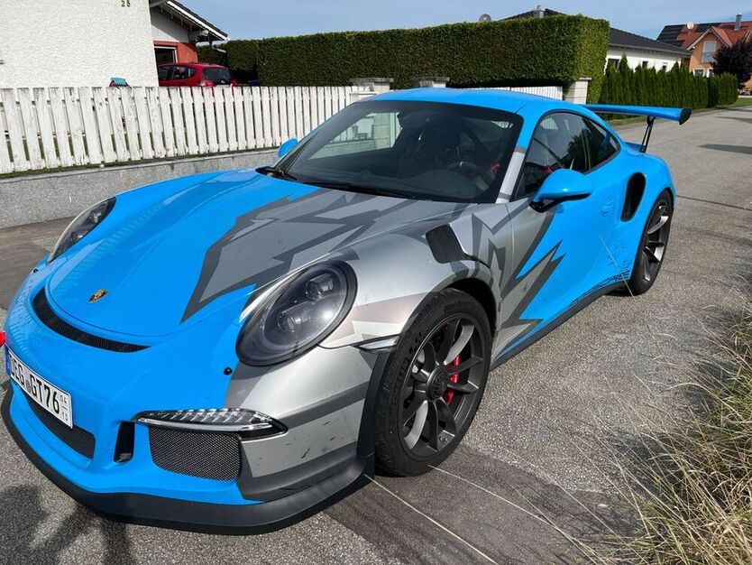 991