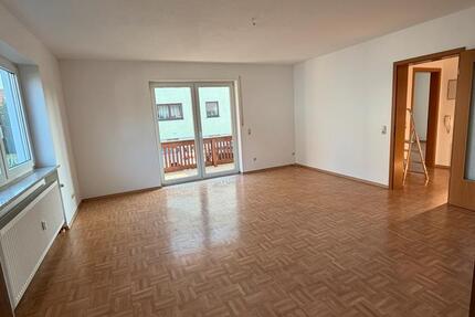 Wohnung Landau an der Isar - 2 Zimmer, 68 m&sup2;, 530&euro; | Angebot:25445178