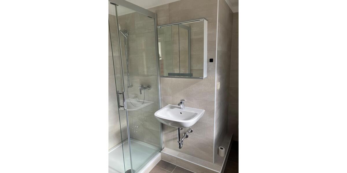 Erdgeschoßwohnung Naumburg (Saale) - 3 Zimmer, 75 m&sup2;, 400&euro; | Angebot:26405526