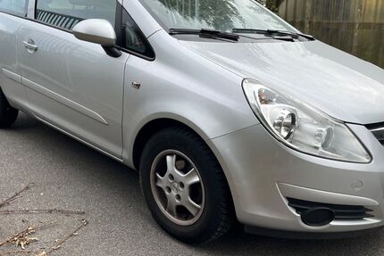 Opel Corsa 138.000 km 1.900 € Gundelsheim 74831