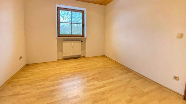 Etagenwohnung Piding Mauthausen - 2 Zimmer, 63 m&sup2;, 650&euro; | Angebot:25524619