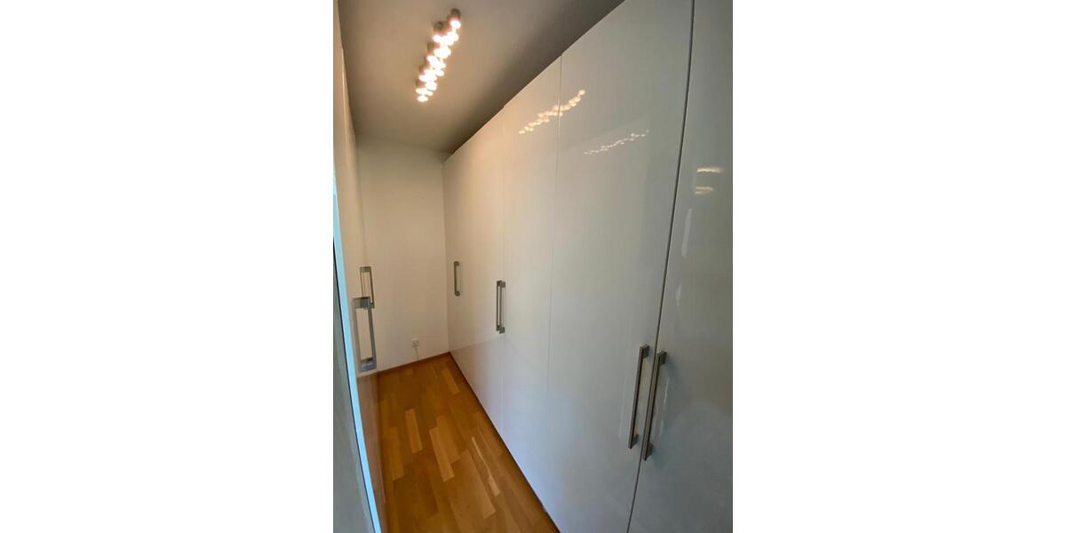 Etagenwohnung Bad Vilbel - 3 Zimmer, 91 m&sup2;, 1.450&euro; | Angebot:26351457