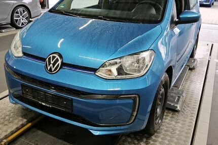 VW e-up! 29.165 km 15.650 &euro; Schnürpflingen-Ammerstetten 89194