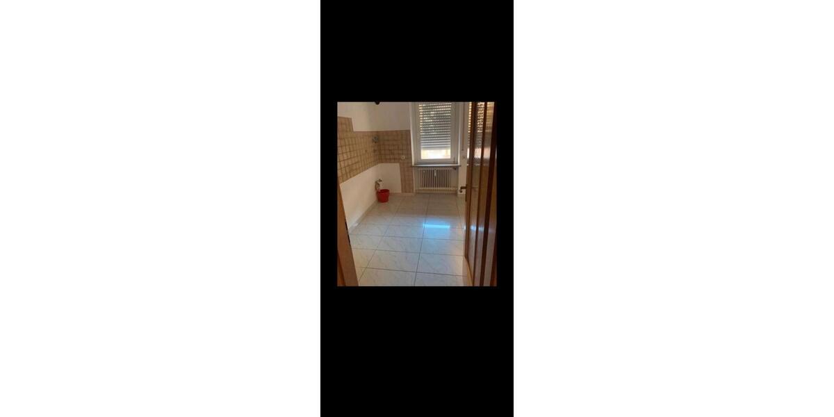 Erdgeschoßwohnung Augsburg Lechhausen - 3 Zimmer, 75 m&sup2;, 900&euro; | Angebot:26612659