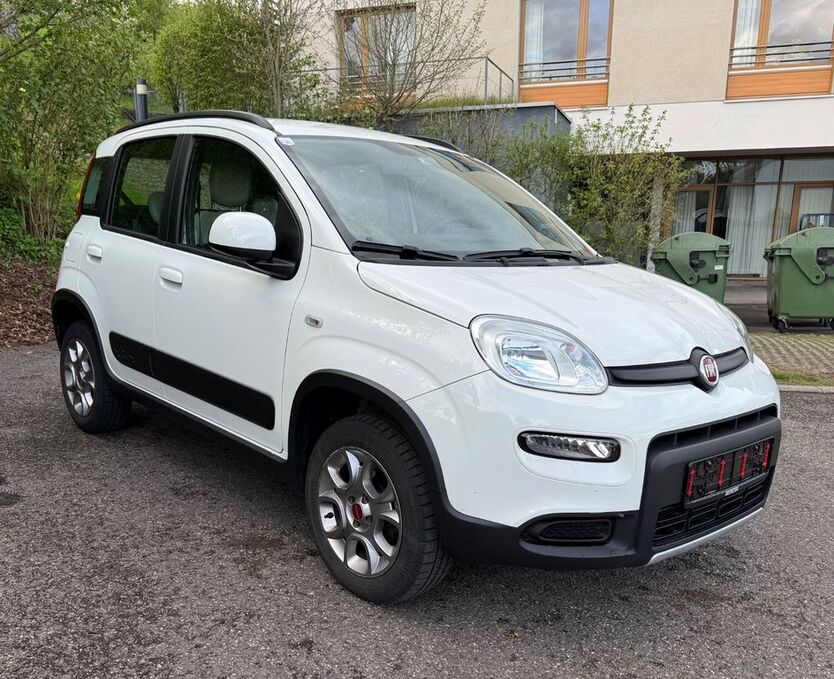 Fiat Panda 99.975 km 7.777 € Stuttgart 70327