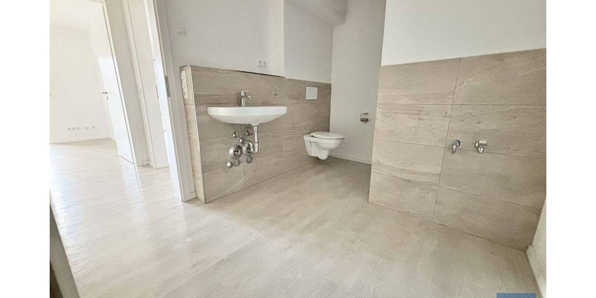 Etagenwohnung Kiel Exerzierplatz - 2 Zimmer, 75 m&sup2;, 1.125&euro; | Angebot:26796668