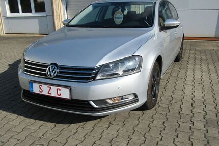 VW Passat 93.000 km 7.999 &euro; Friedrichshafen 88046