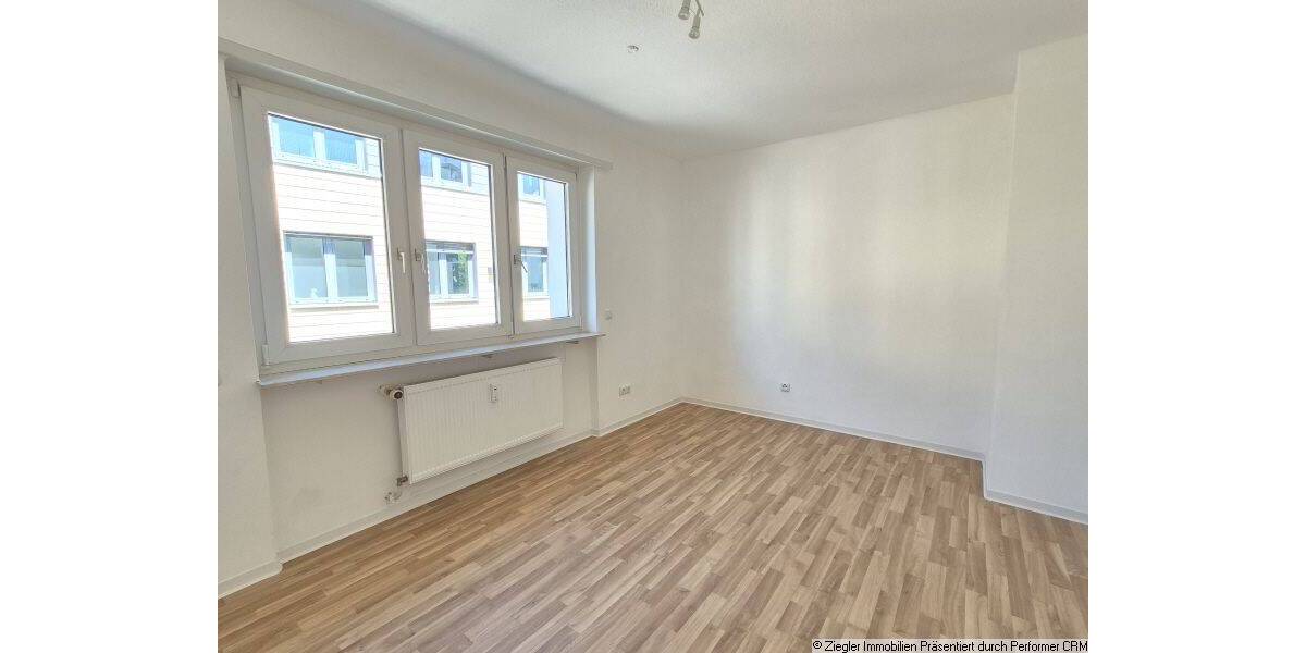 Etagenwohnung Sandhausen - 6 Zimmer, 148 m&sup2;, 1.850&euro; | Angebot:26833552