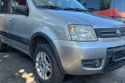 Fiat Panda 147.000 km 2.450 &euro; München 81825