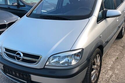 Opel Zafira 330.457 km 1.290 &euro; Düsseldorf 40231