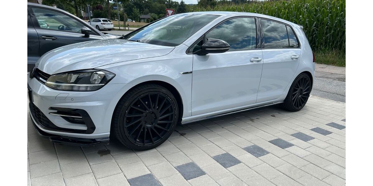 VW Golf 204.000 km 8.700 &euro; Hauzenberg 94051