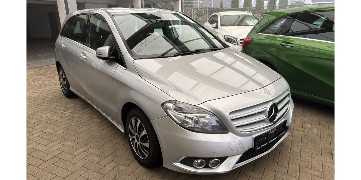 Mercedes-Benz B 180 78.300 km 12.900 € Marienheide-Rodt 51709