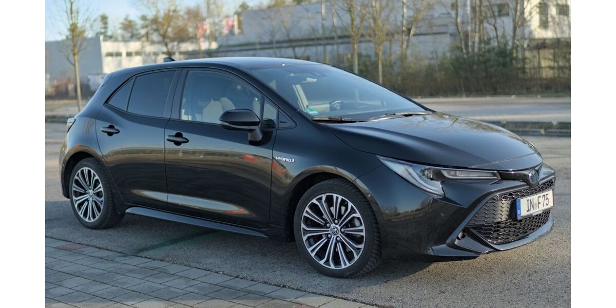 Toyota Corolla 61.700 km 18.800 &euro; Ingolstadt 85053