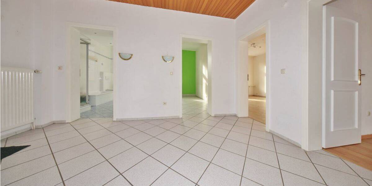 Etagenwohnung Wilhelmshaven Innenstadt - 3 Zimmer, 101 m&sup2;, 155.000&euro; | Angebot:26841472