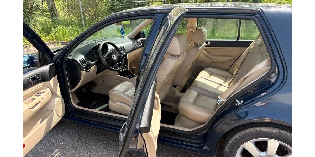 VW Golf 293.393 km 990 &euro; Breisach am Rhein 79206