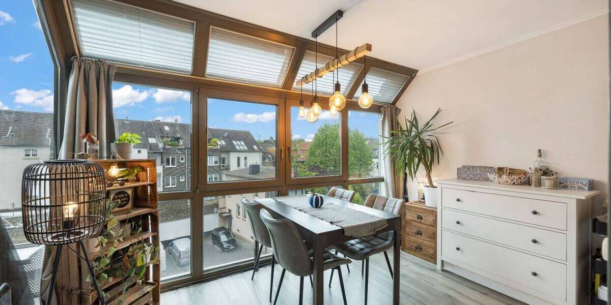 Etagenwohnung Düsseldorf Gerresheim - 2 Zimmer, 71 m&sup2;, 280.000&euro; | Angebot:26840911