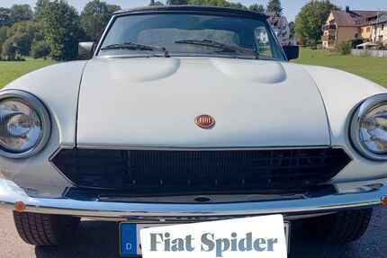 Fiat 124 Spider 190.000 km 16.500 &euro; Stuttgart 70437