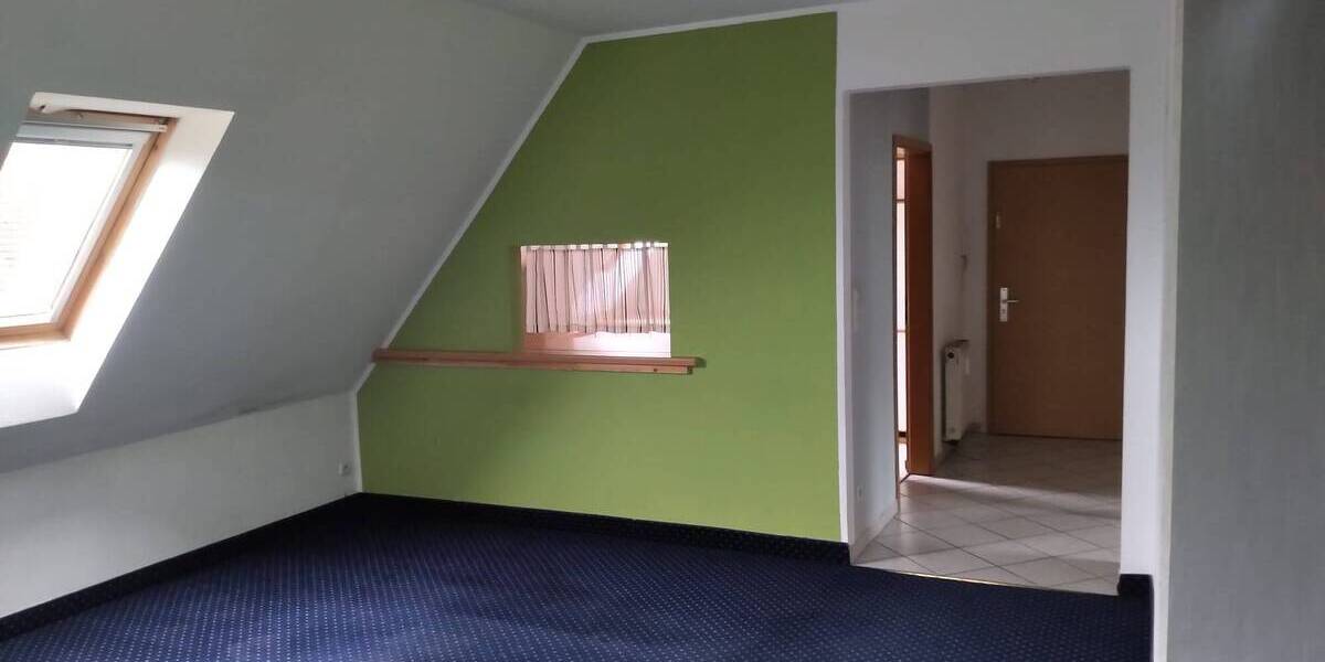 Etagenwohnung Weida Steinsdorf - 3 Zimmer, 90 m&sup2;, 500&euro; | Angebot:25731995