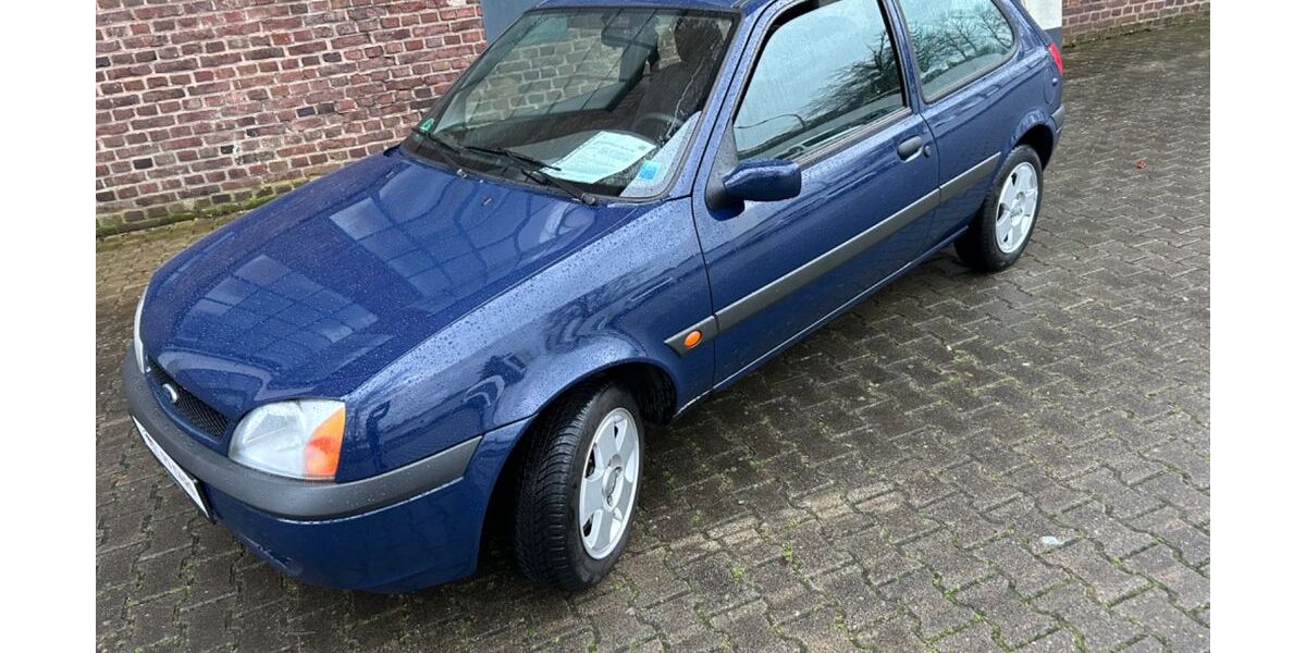 Ford Fiesta 27.860 km 3.333 &euro; Köln 51069