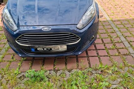 Ford Fiesta 90.800 km 4.800 &euro; Weiden i.d.OPf 92637