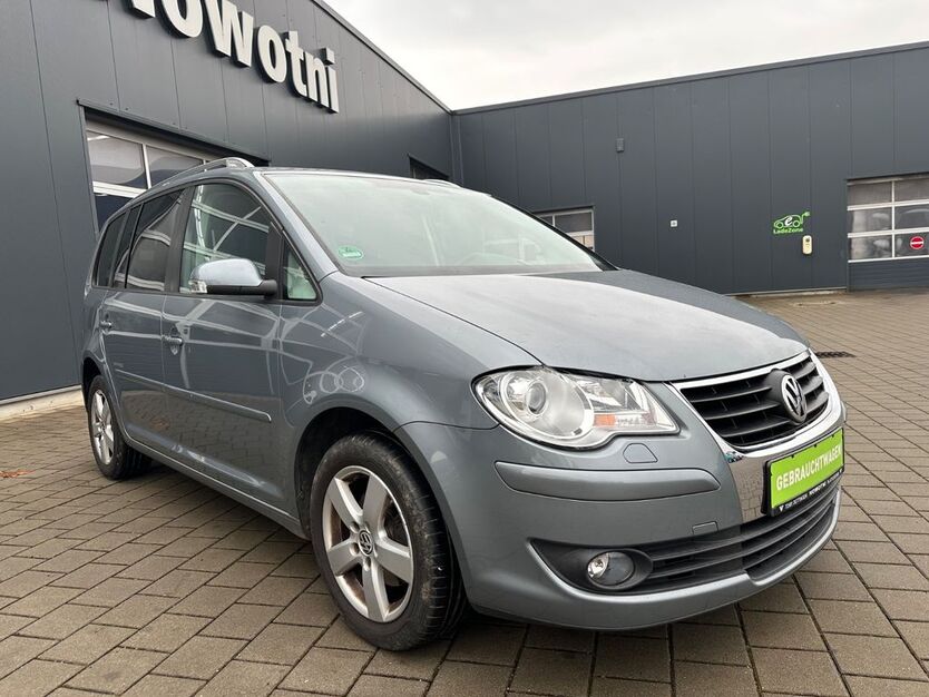 VW Touran 121.400 km 5.999 € Dettingen/Erms 72581