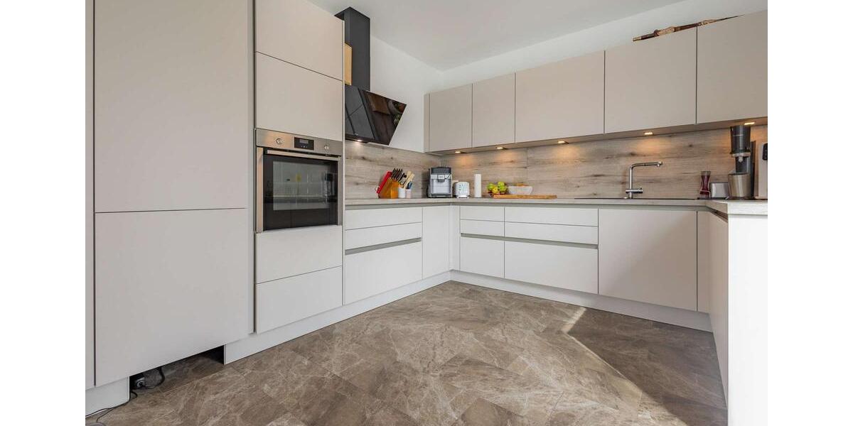 Einfamilienhaus Schleswig - 5 Zimmer, 158 m&sup2;, 1.950&euro; | Angebot:26351809