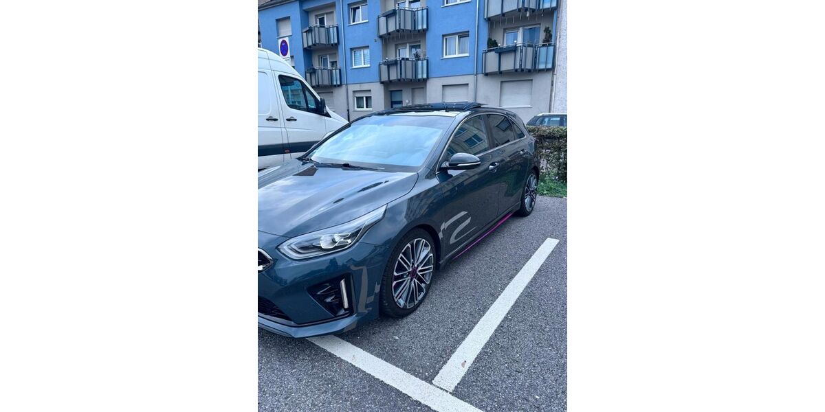 Kia ceed / Ceed 145.000 km 15.500 &euro; pforzheim 75177