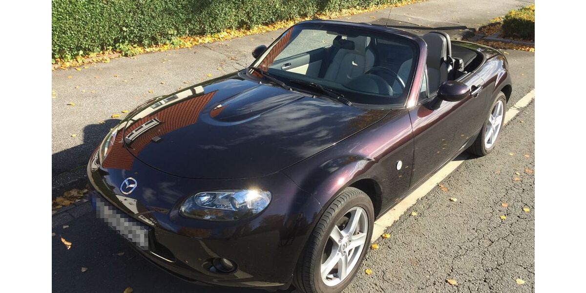 Mazda MX-5 131.000 km 8.950 &euro; Gevensleben 38384