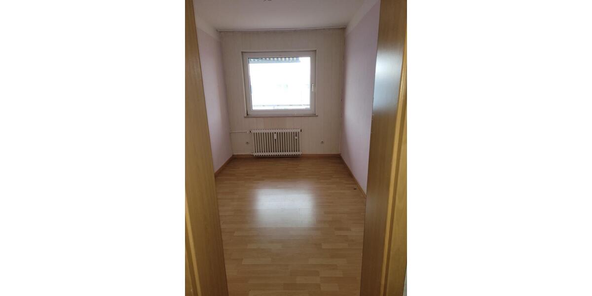 Etagenwohnung Stolzenau - 4 Zimmer, 90 m&sup2;, 125.000&euro; | Angebot:27116167