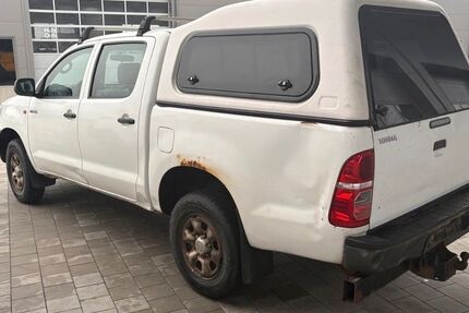 Toyota Hilux 255.000 km 10.500 &euro; Göppingen 73033