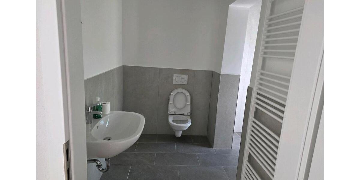 Erdgeschoßwohnung Marsberg - 2 Zimmer, 76 m&sup2;, 900&euro; | Angebot:26402854