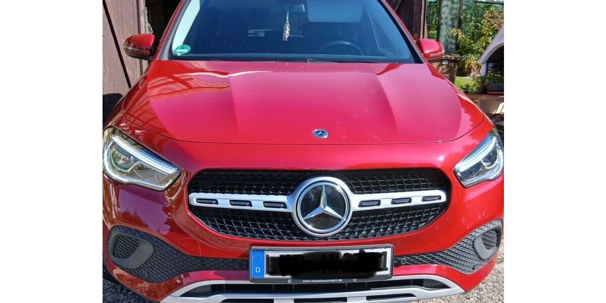 Mercedes-Benz GLA 180 30.000 km 28.000 &euro; Neugersdorf 02727
