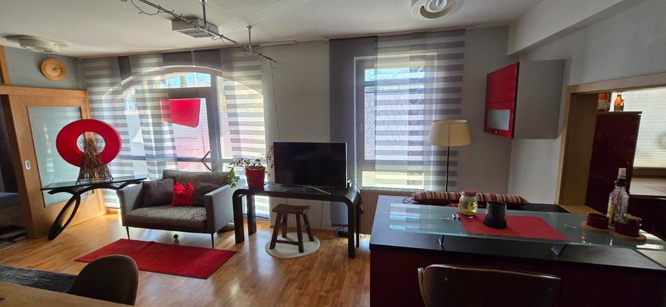 Erdgeschoßwohnung Heilsbronn - 9 Zimmer, 220 m&sup2;, 598.000&euro; | Angebot:25961632