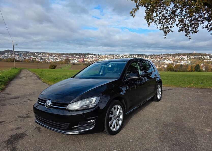 VW Golf 132.600 km 10.800 € Pforzheim 75181