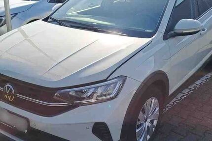 VW Taigo 24.605 km 17.390 &euro; Mönchengladbach 41238