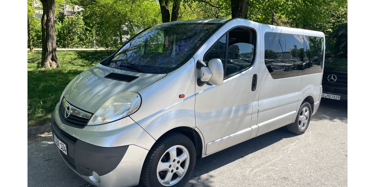Opel Vivaro 374.356 km 4.900 &euro; Eching 85386