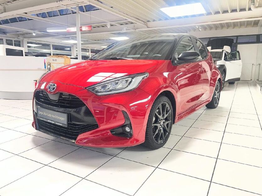 Toyota Yaris 26.000 km 20.970 € Bremerhaven 27580