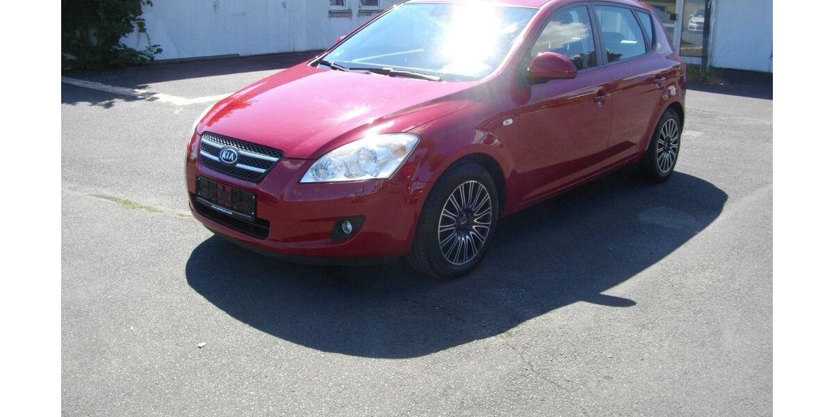 Kia ceed / Ceed 264.000 km 1.380 &euro; Schwarzenbach/Saale 95126