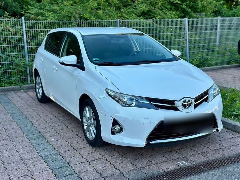 Auris