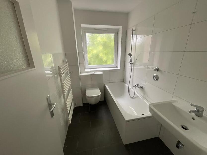 Bereits modernisierte 3-ZKB-Wohnung im Europaviertel zu vermieten! zimmer